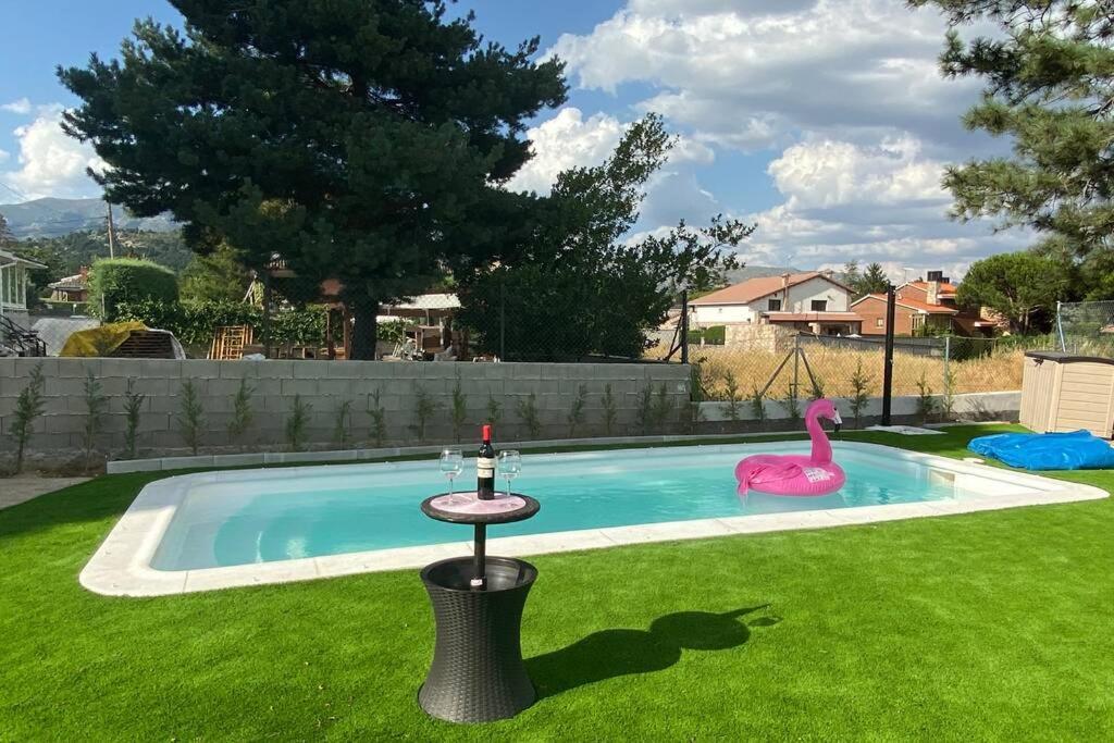 Charming Apartment In Becerril De La Sierra Exteriör bild