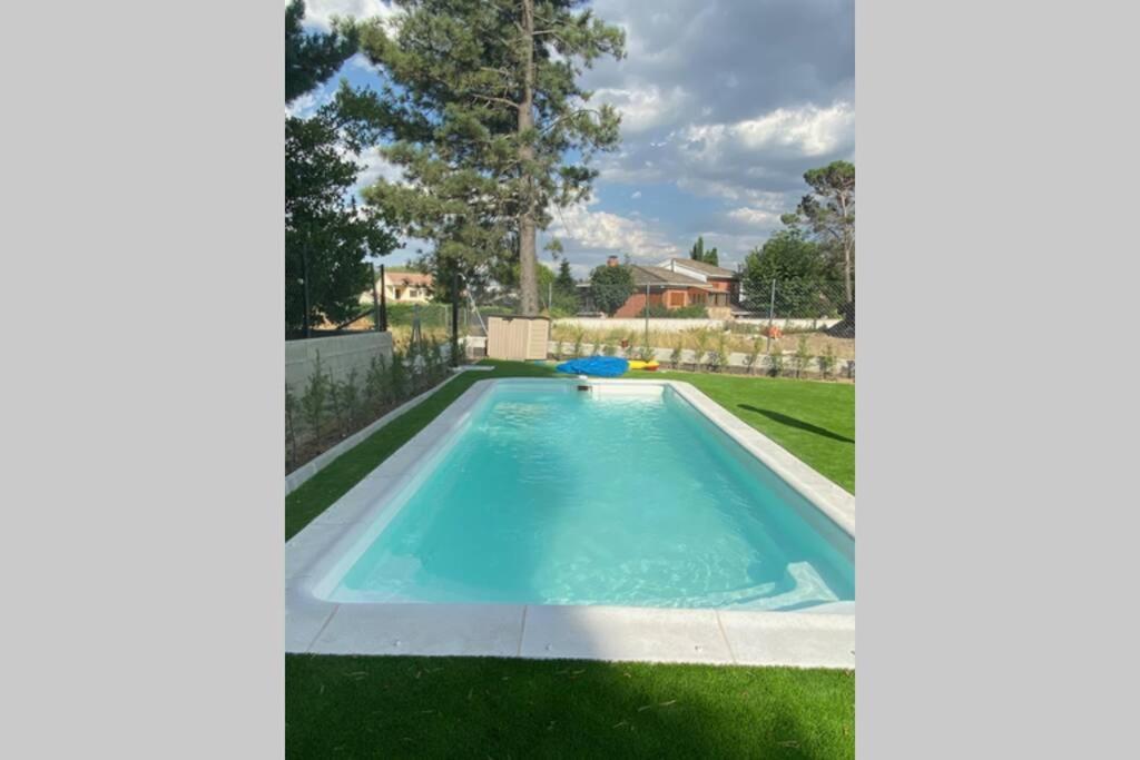 Charming Apartment In Becerril De La Sierra Exteriör bild