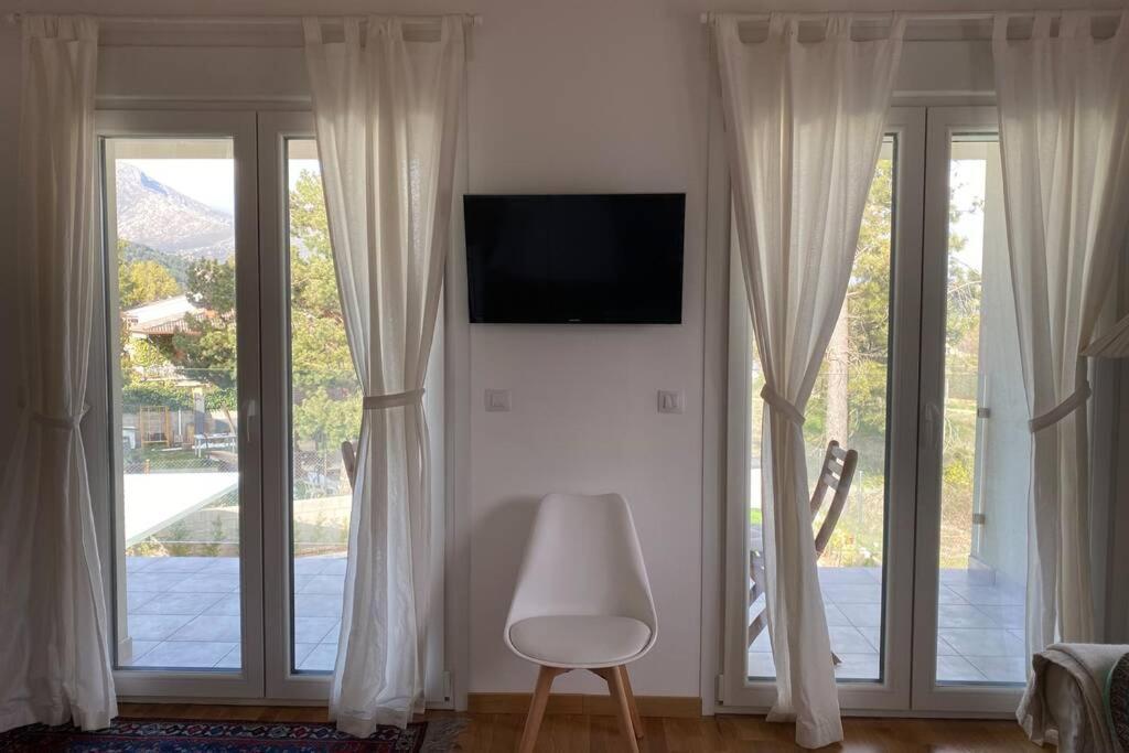 Charming Apartment In Becerril De La Sierra Exteriör bild