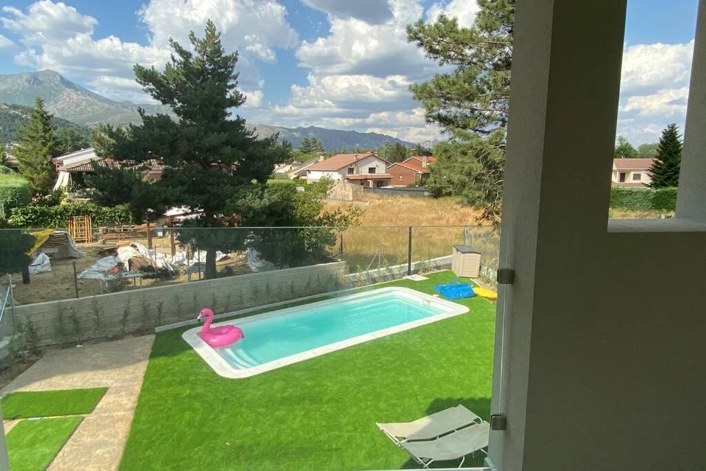 Charming Apartment In Becerril De La Sierra Exteriör bild